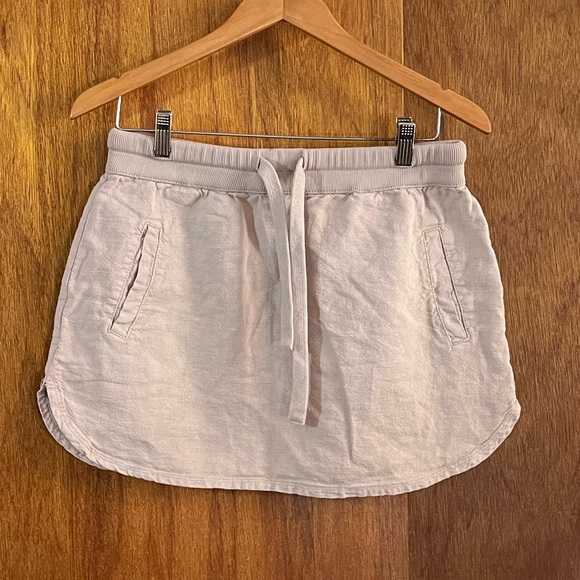 dylan Dresses & Skirts - DYLAN 100% Linen Skirt in Oatmeal Tan Sz L